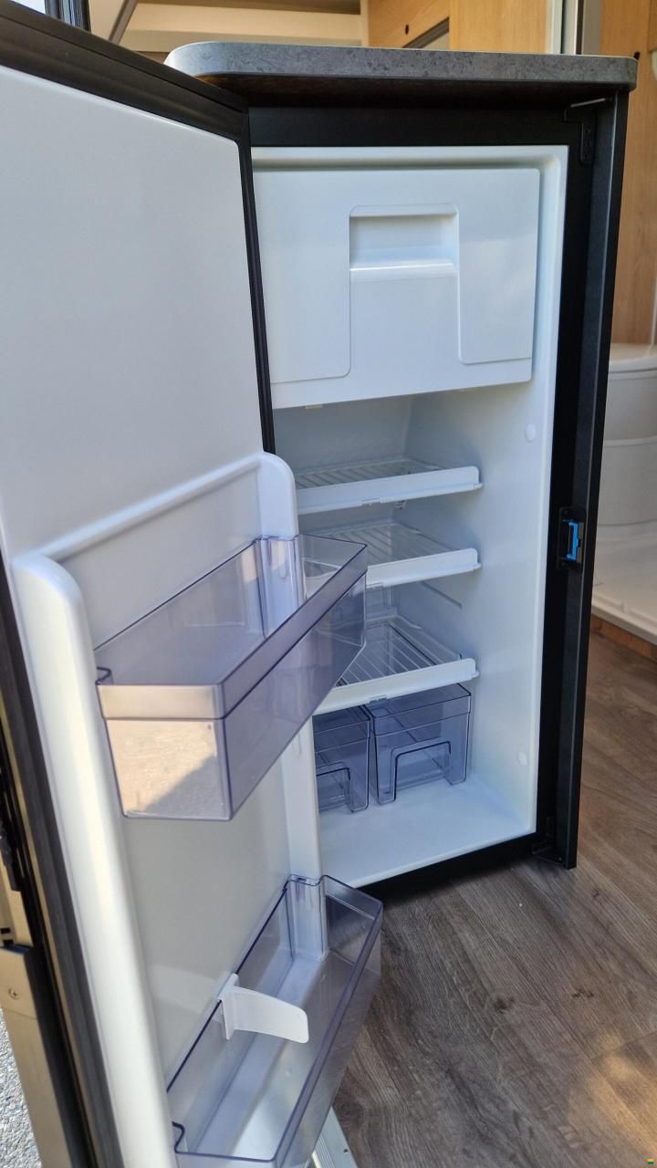 Sunlight Cliff X 640