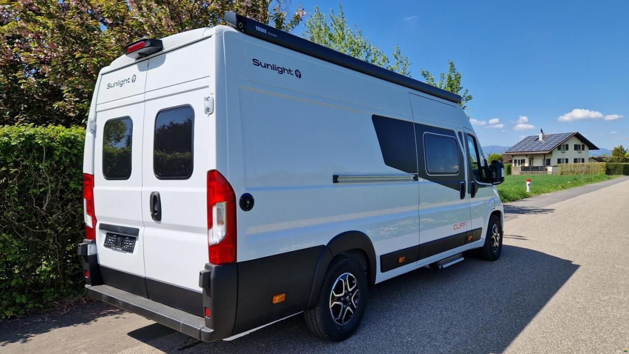 Sunlight Cliff X 640