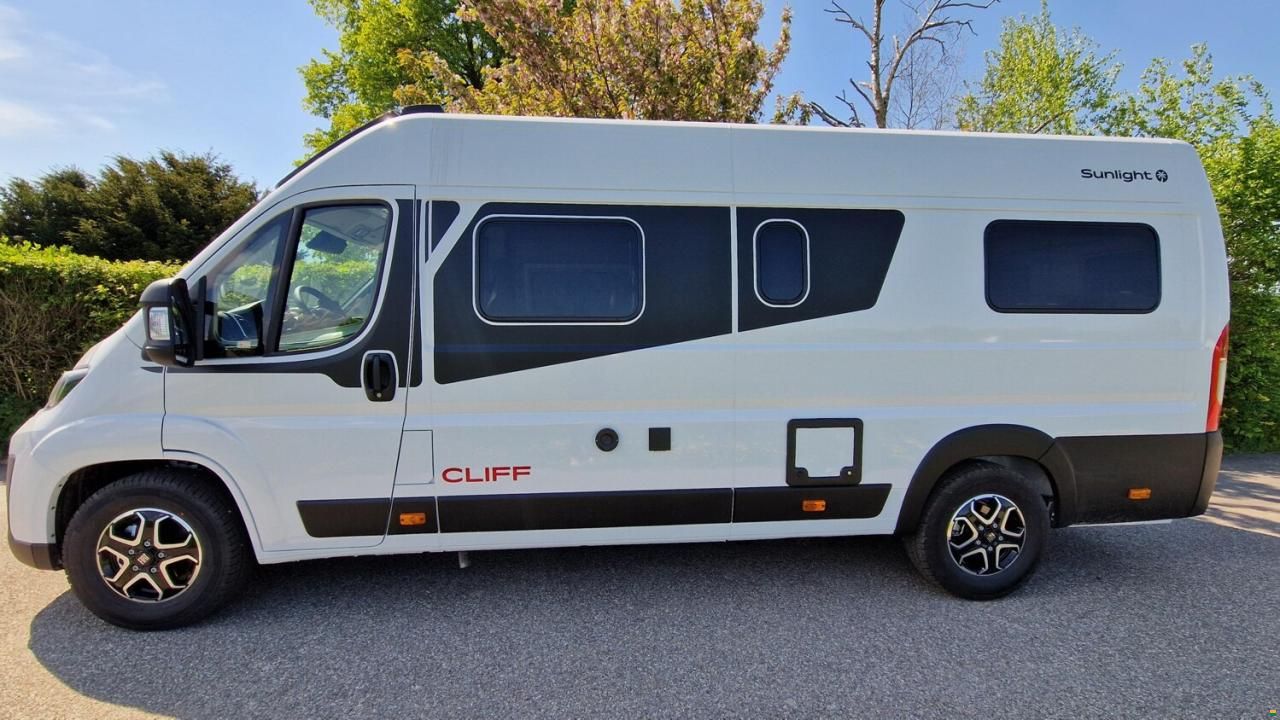 Sunlight Cliff X 640