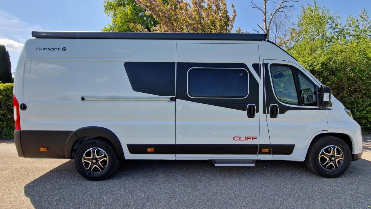 Sunlight Cliff X 640