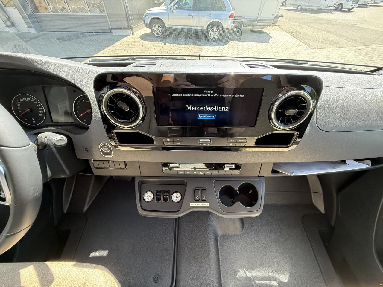 Eura Mobil Xtura XT 686 EF