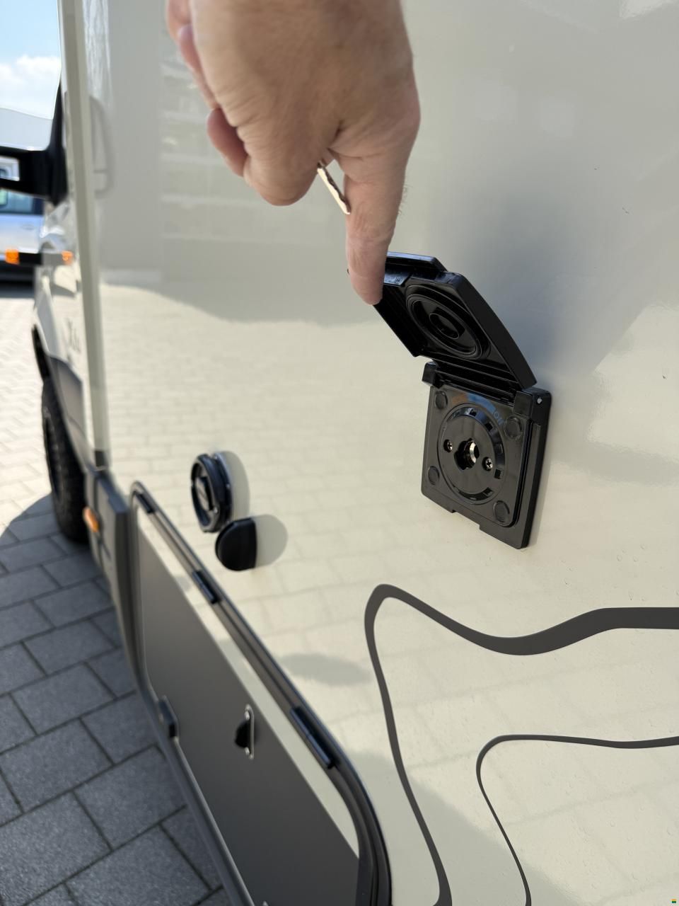 Eura Mobil Xtura XT 686 EF