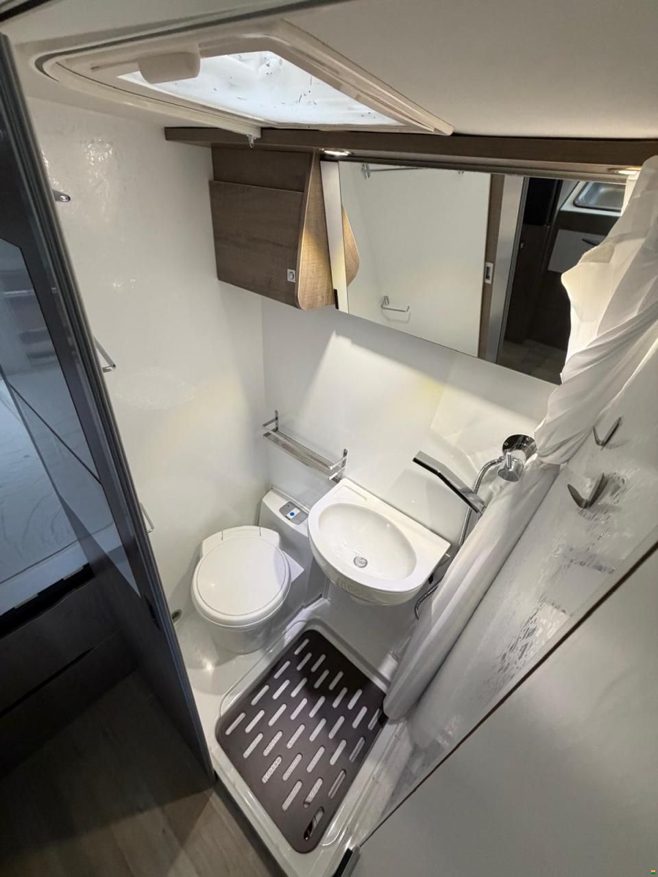 Fiat **PILOTE V600G**NEUWERTIG MIT 21000KM**