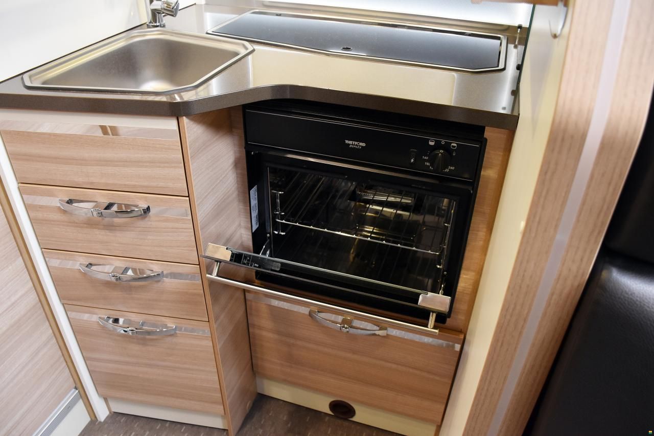 Adria CORAL PLUS S 670 SL 2.3 MJ