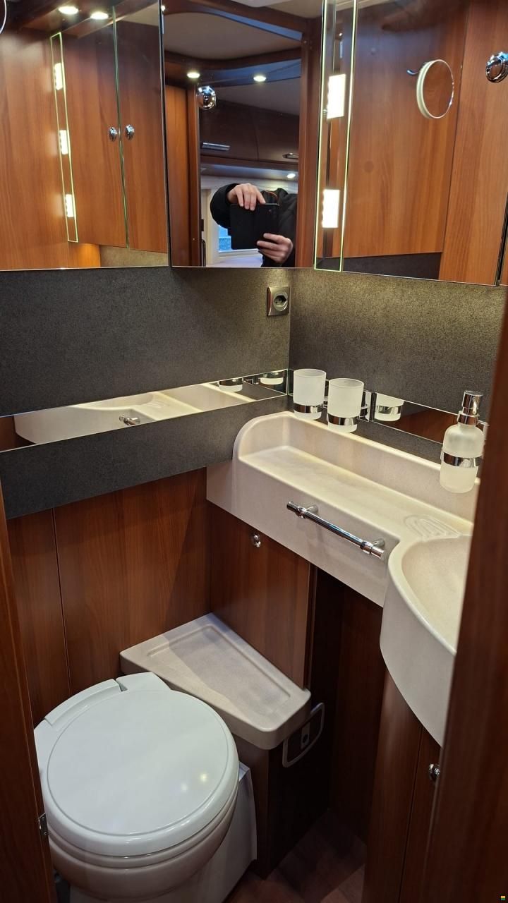 Carthago Chic C-Line 4.9L