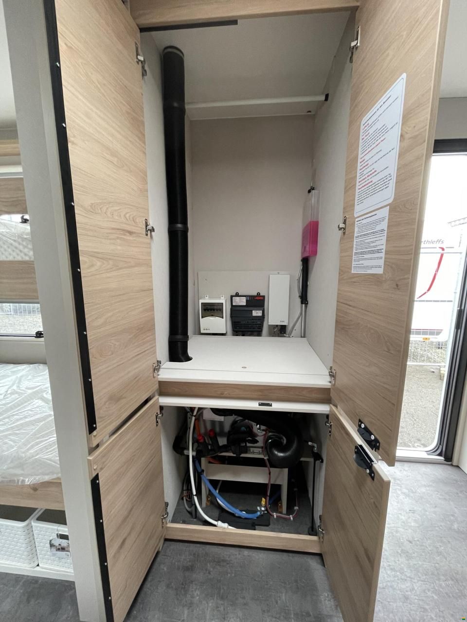 Dethleffs Camper 730 FKR