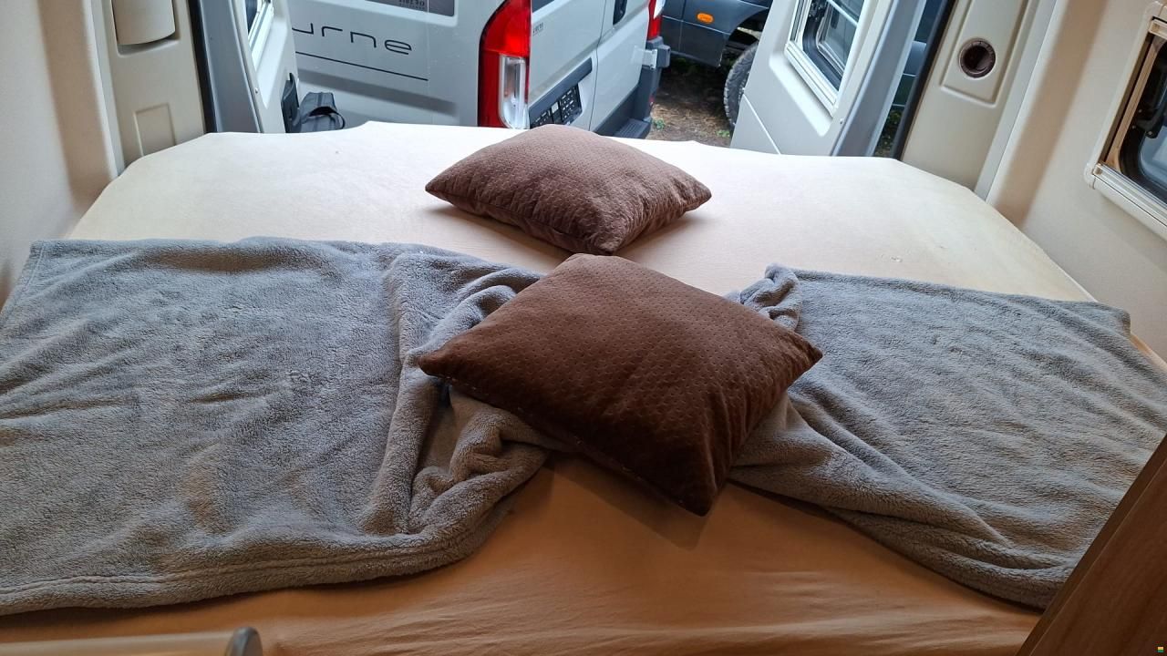 Hymer Crand Canyon Crossover