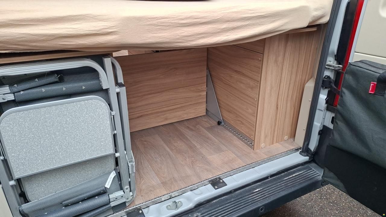 Hymer Crand Canyon Crossover