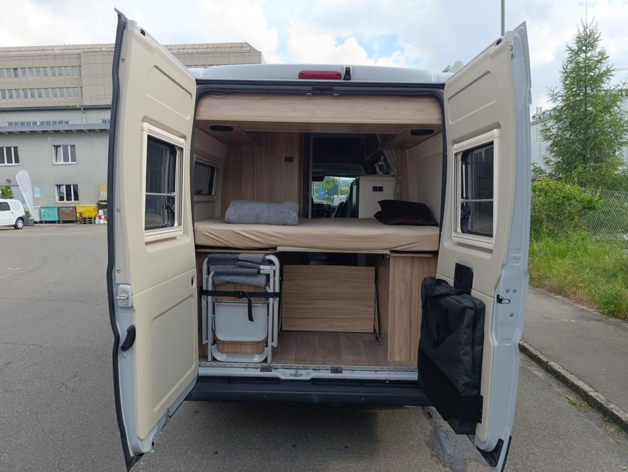 Hymer Crand Canyon Crossover