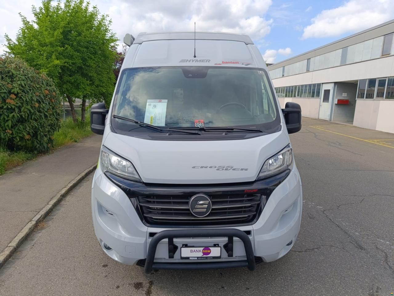 Hymer Crand Canyon Crossover