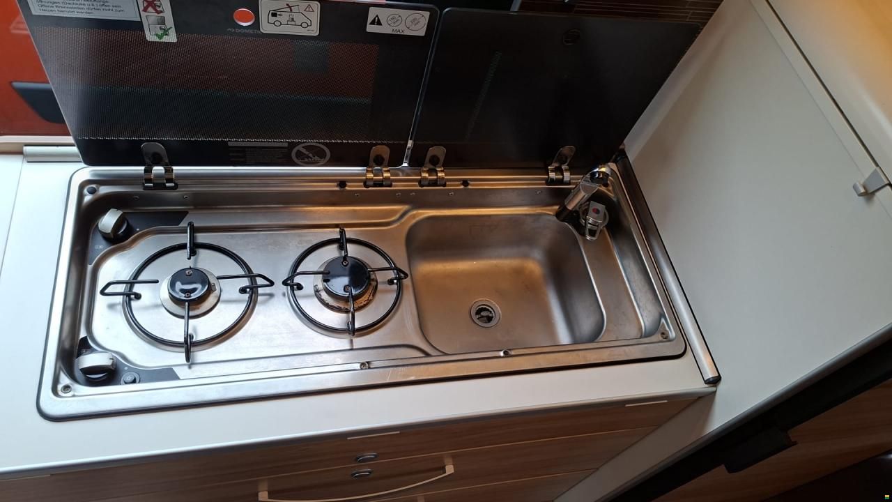 Hymer Crand Canyon Crossover