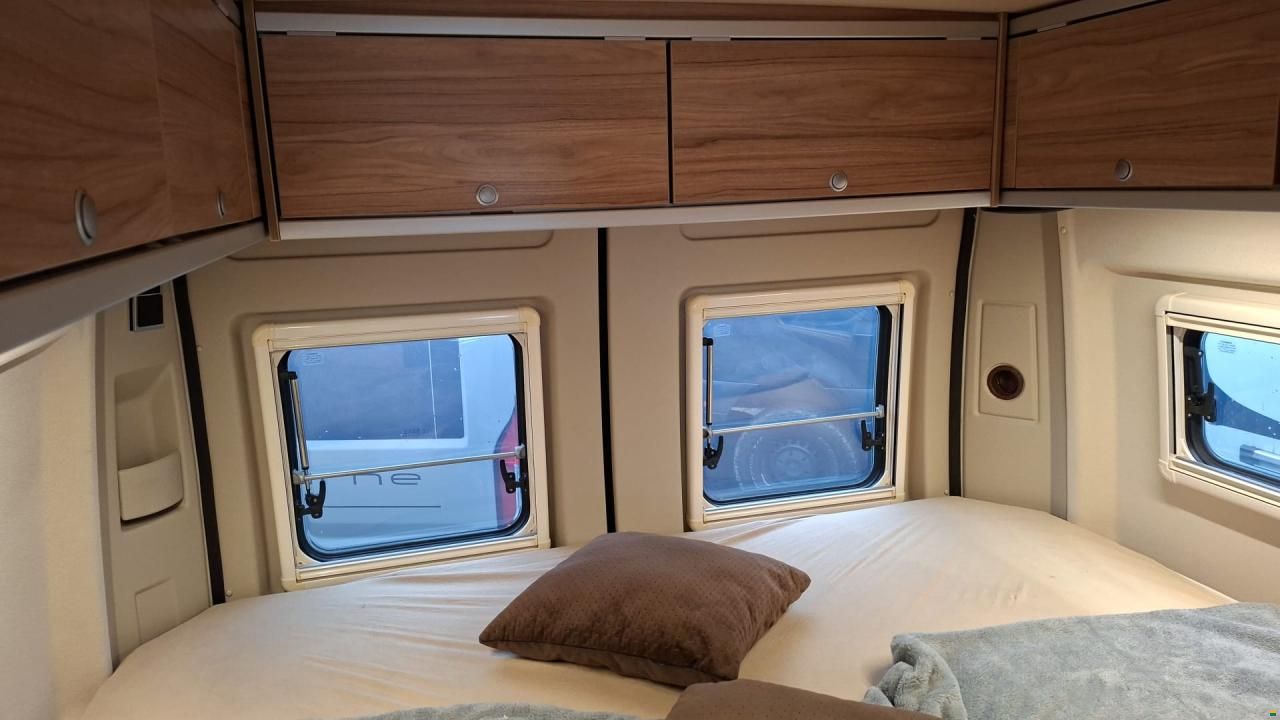 Hymer Crand Canyon Crossover