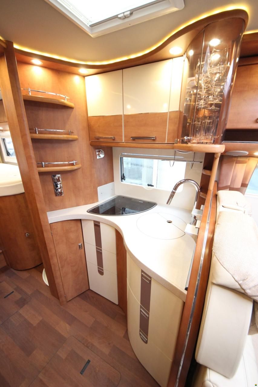 Carthago chic c-line I I 4.9