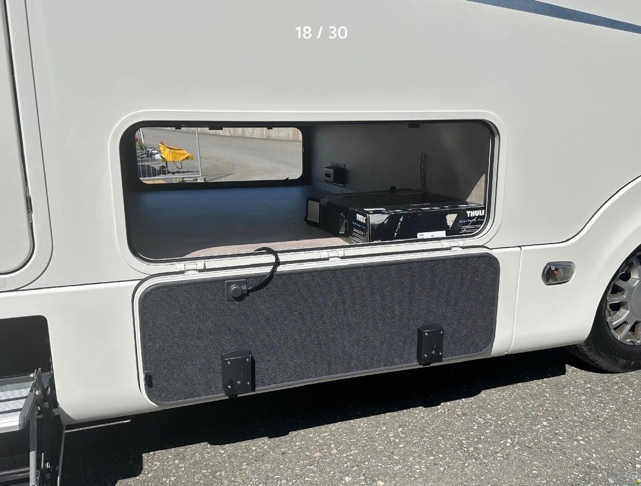 Concorde Charisma 900L