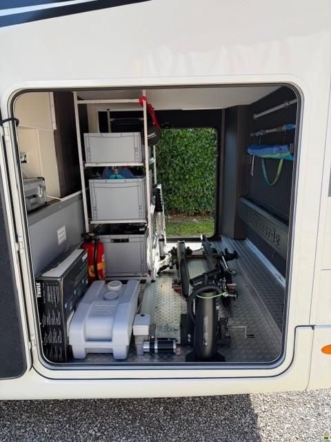 Concorde Charisma 900L