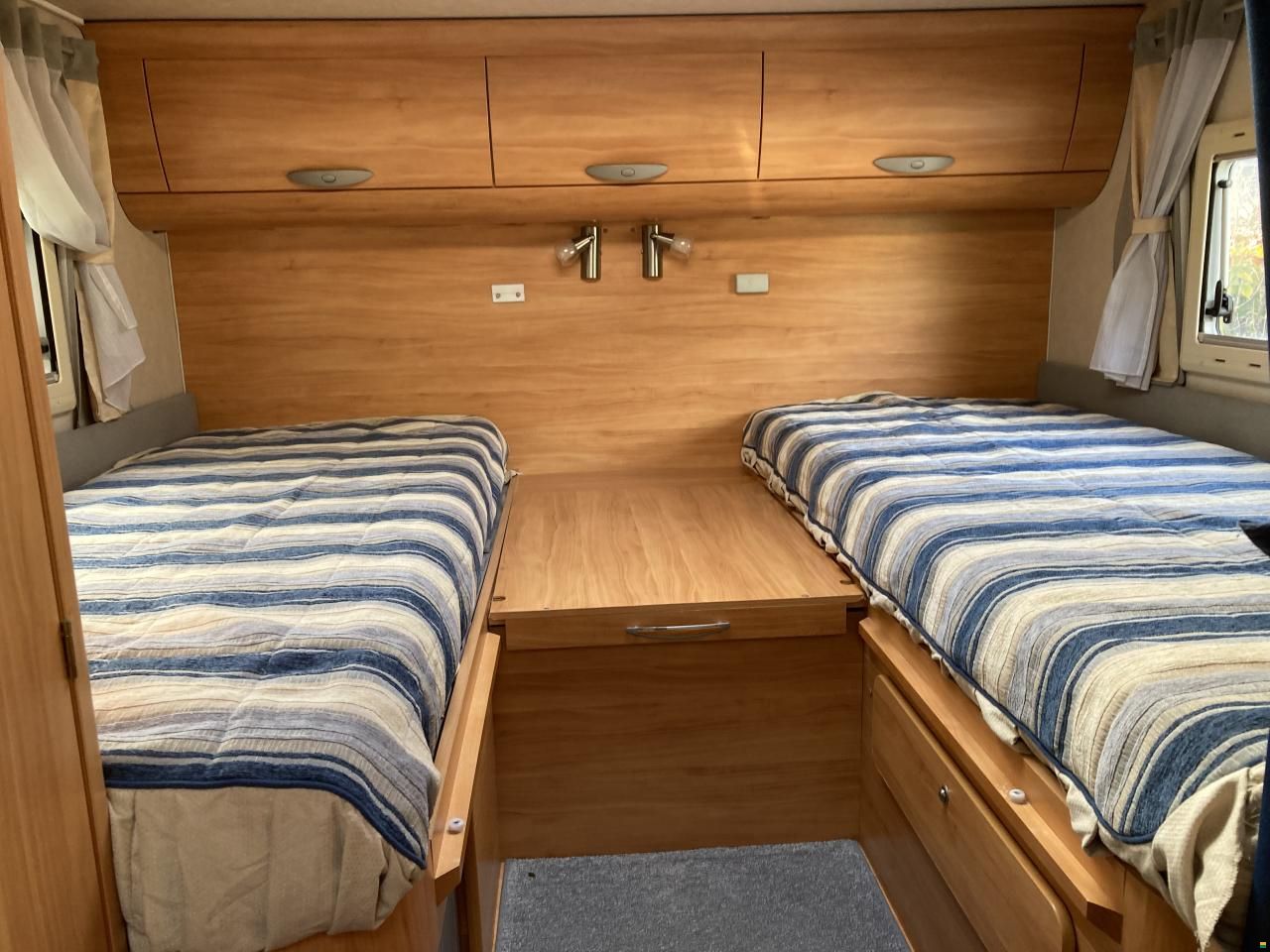 Adria Coral Silver 660SL