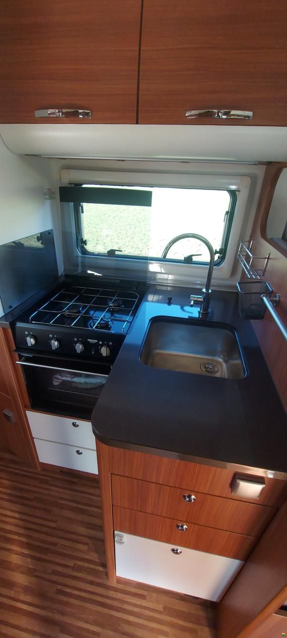 Adria Matrix M650 SF