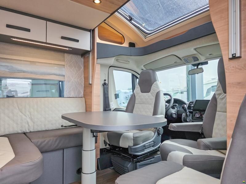 Knaus Live Wave 650 MEG Platinum Selection