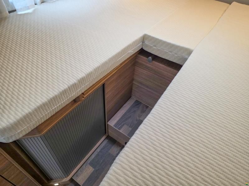 Weinsberg CaraSuite 700 MEG