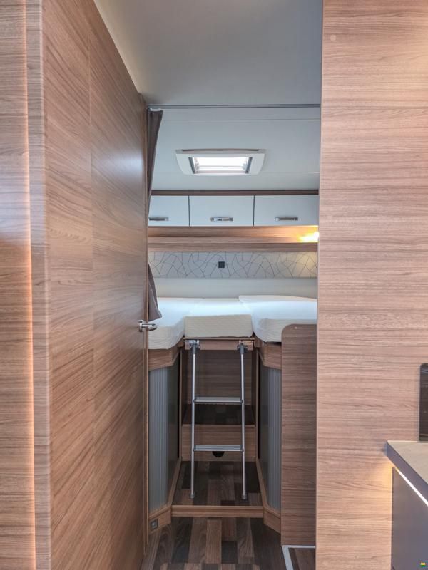 Weinsberg CaraSuite 700 MEG