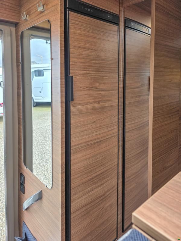 Weinsberg CaraCore 700 MEG Light