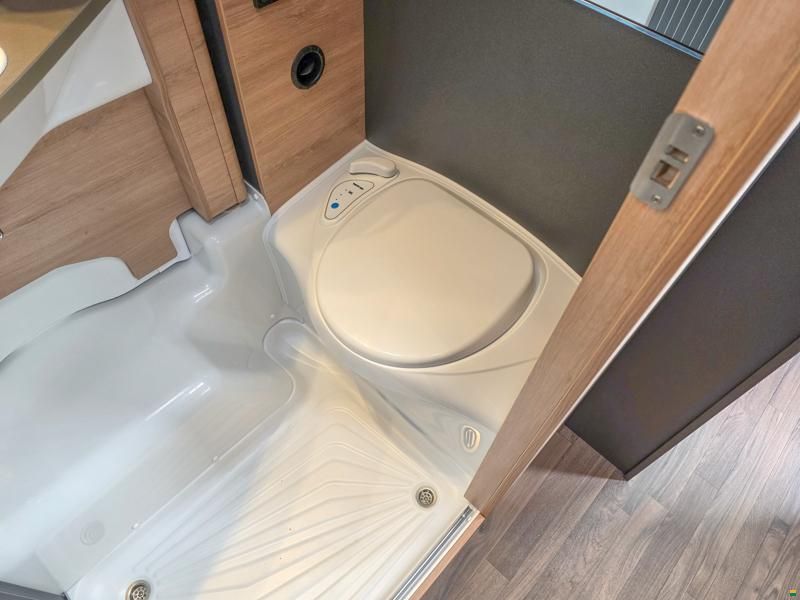 Knaus Live  I 650 MEG