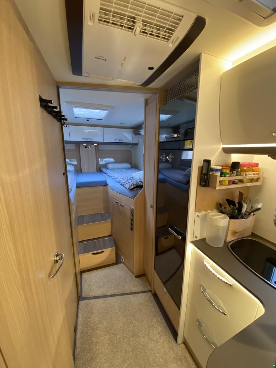 B&uuml;rstner Lyseo 728 G