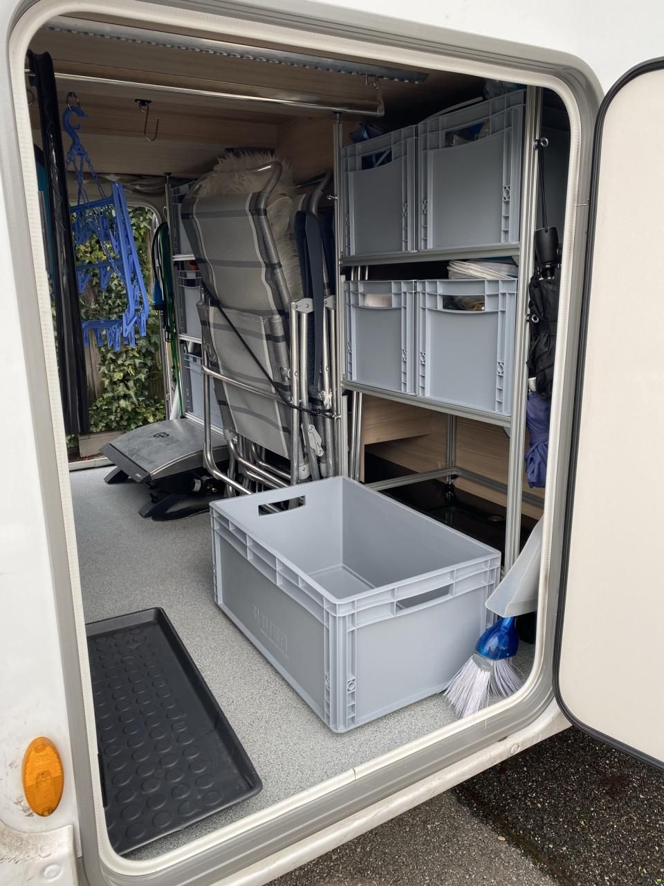 B&uuml;rstner Lyseo 728 G