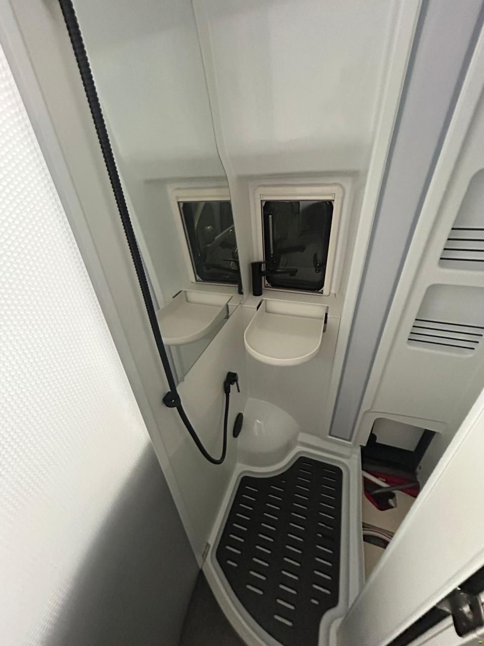 Westfalia James Cook 600D Premium * Aufstelldach *