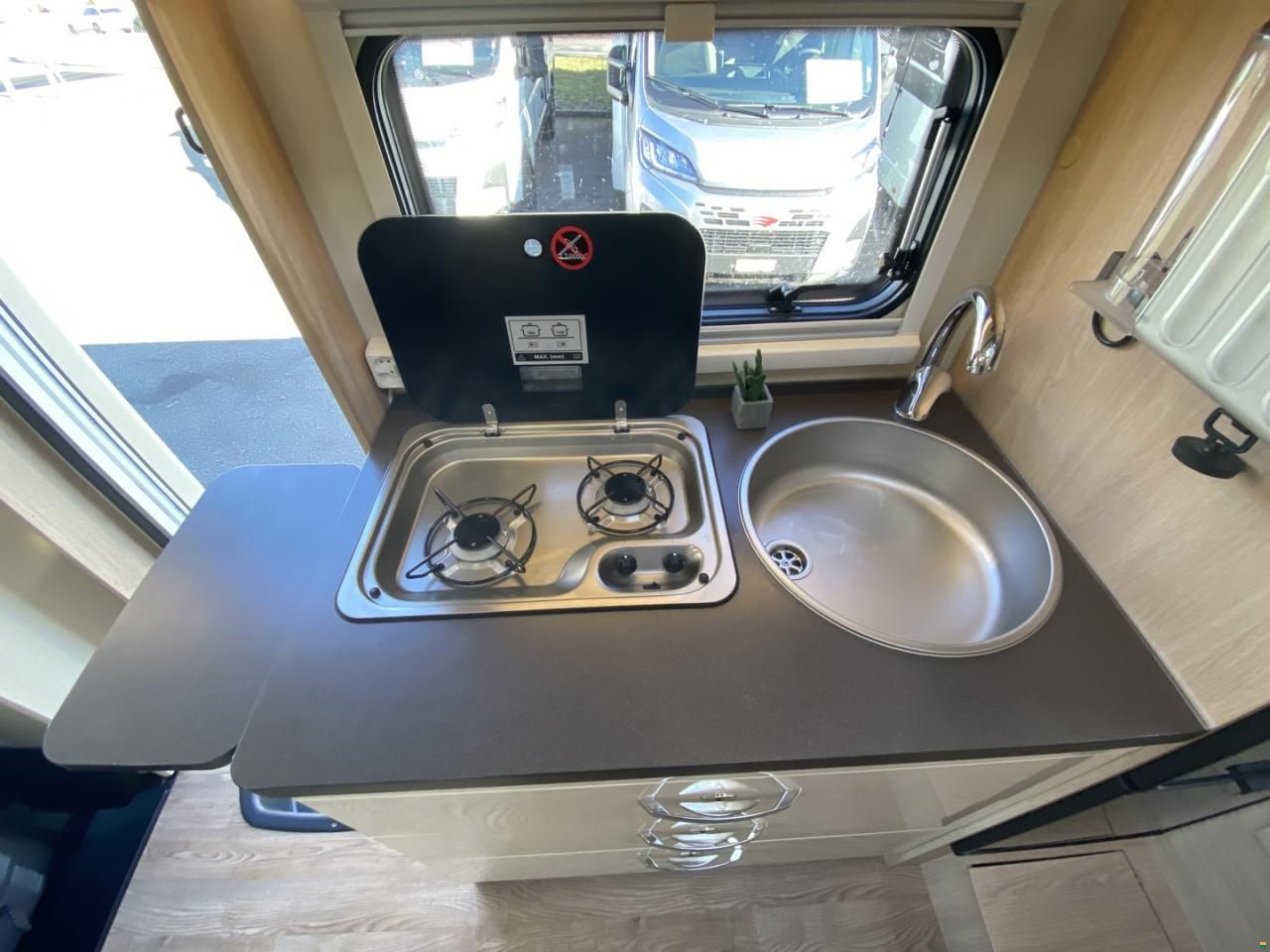 Giottiline Siena 422 Privilege, Citroen 140PS