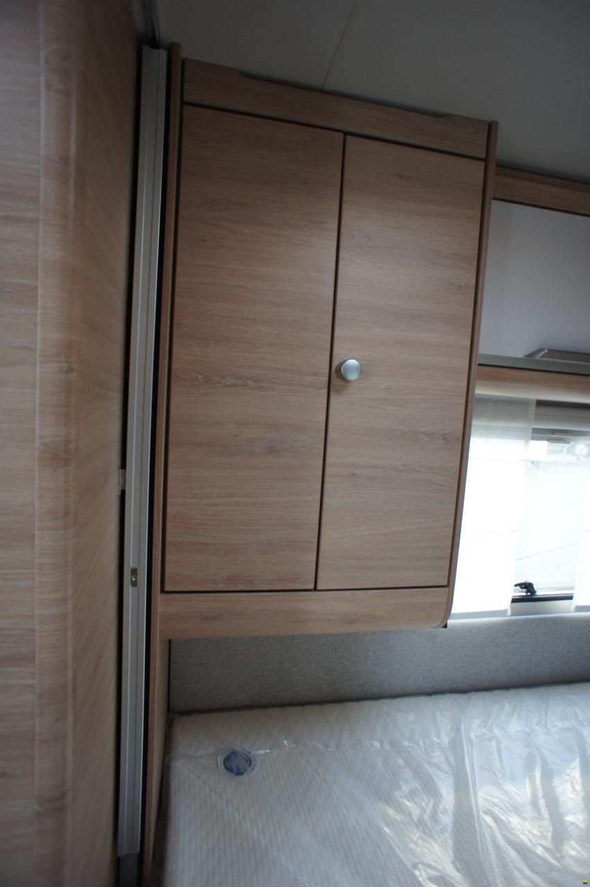 Knaus S&uuml;dwind 460 EU Black Selection