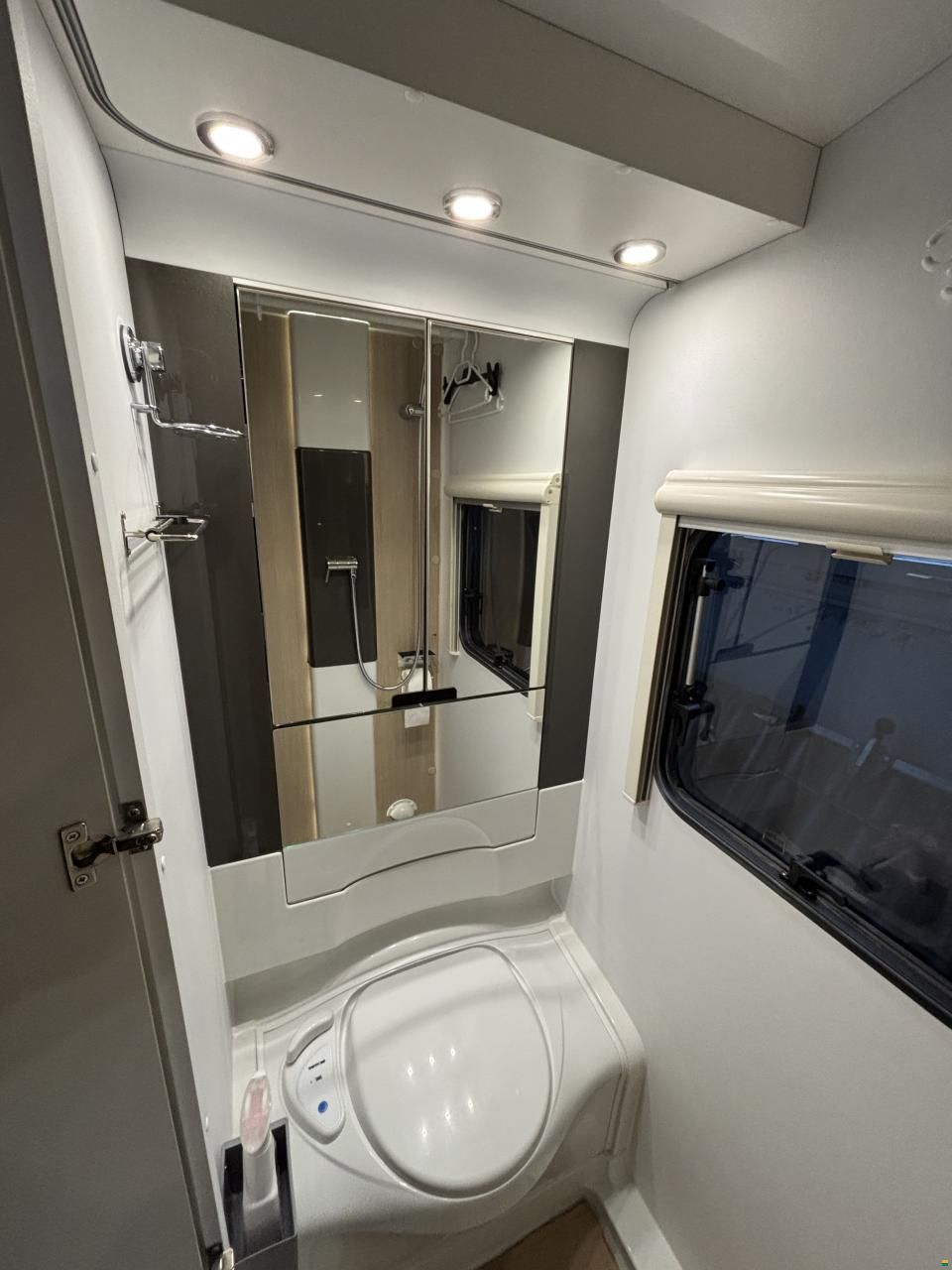 Adria Action 361LH Offroad