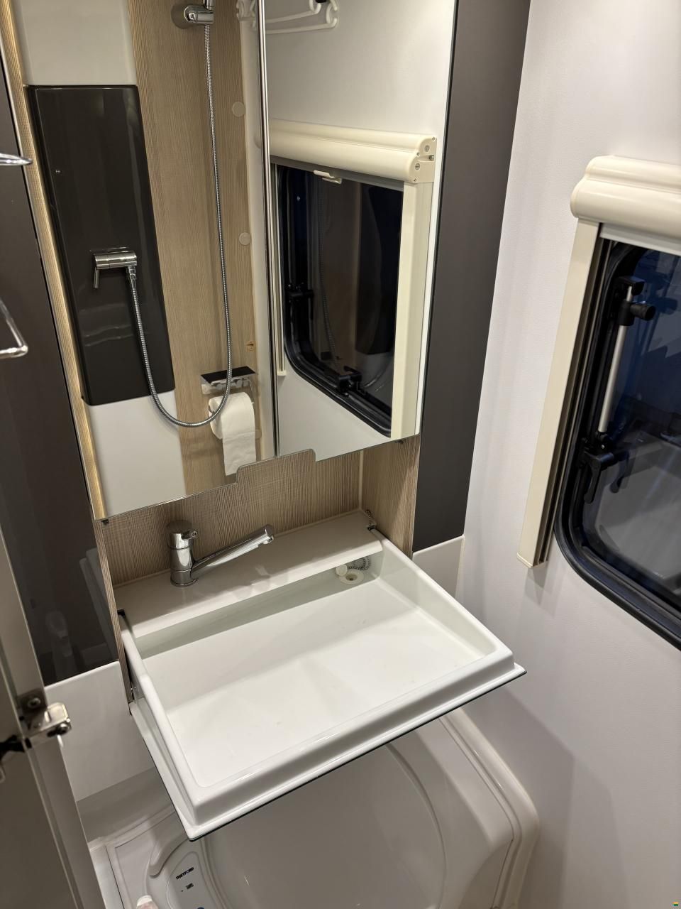 Adria Action 361LH Offroad