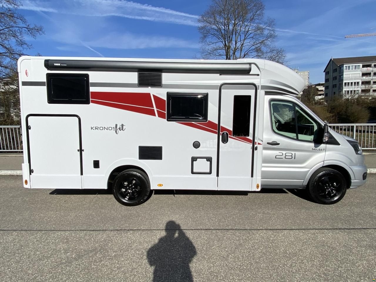 Roller Team Kronos Fit 281 P, Ford 165PS Automat