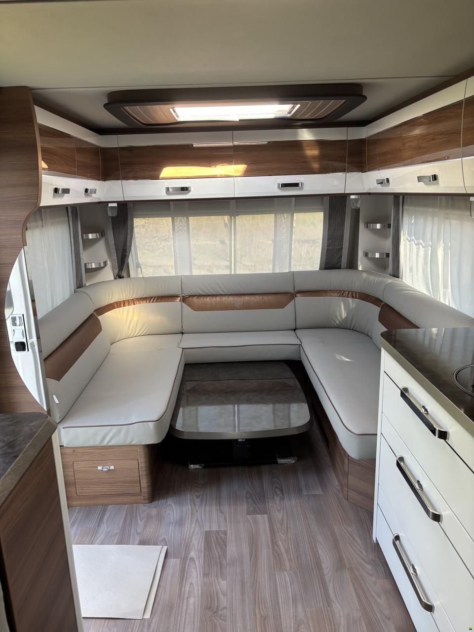 Knaus Tabbert Paris 685 Noir