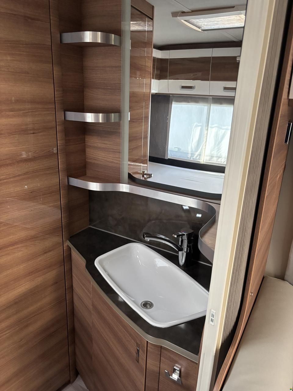 Knaus Tabbert Paris 685 Noir