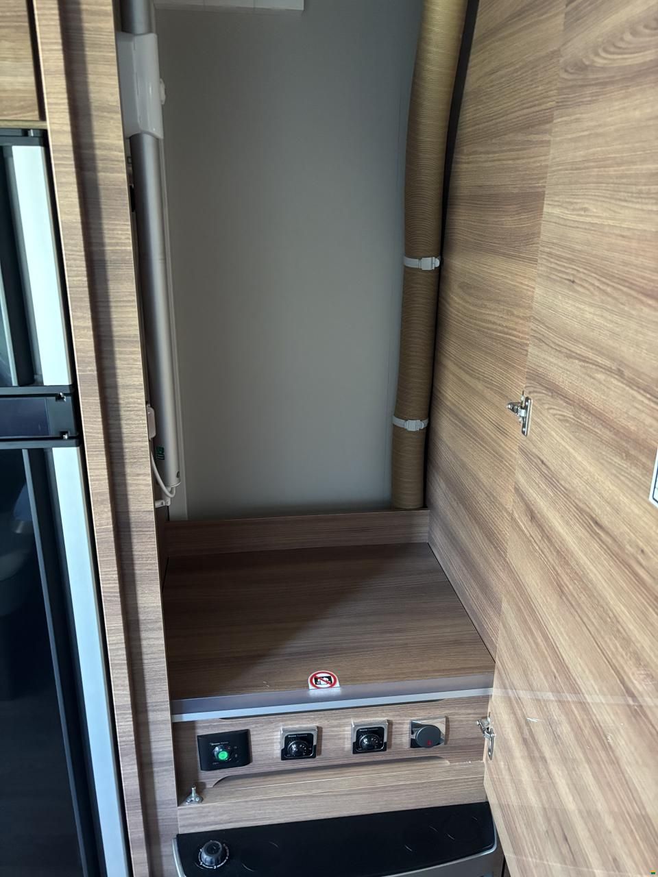 Knaus Tabbert Paris 685 Noir