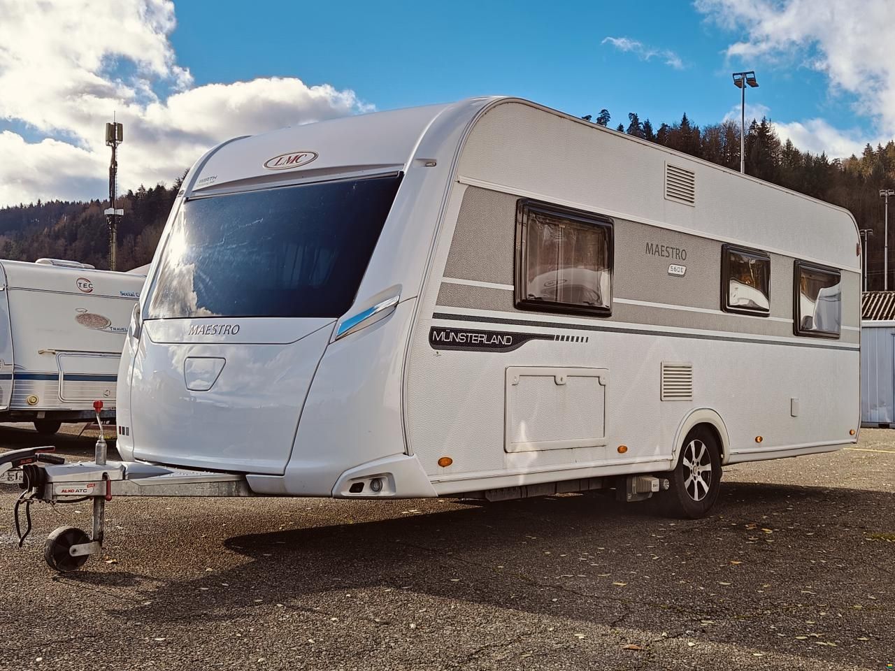 LMC MAESTRO 560E L&auml;ngsbetten