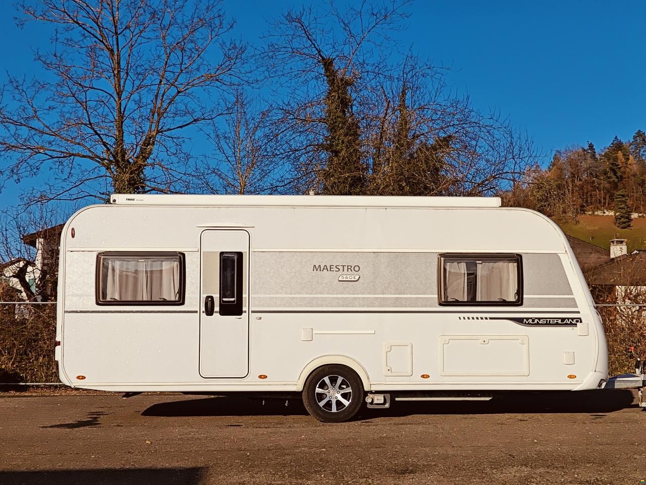 LMC MAESTRO 560E L&auml;ngsbetten