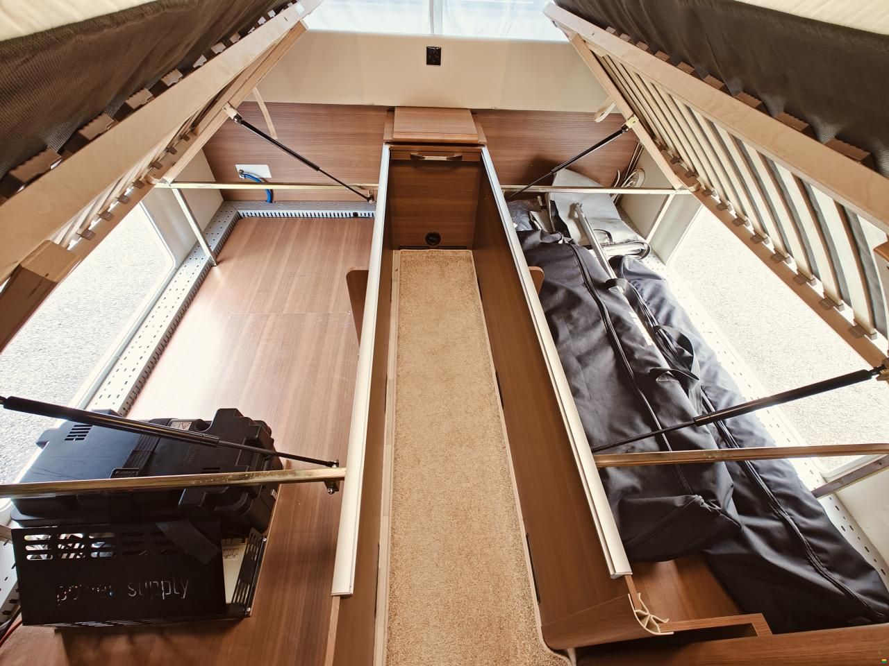 LMC MAESTRO 560E L&auml;ngsbetten