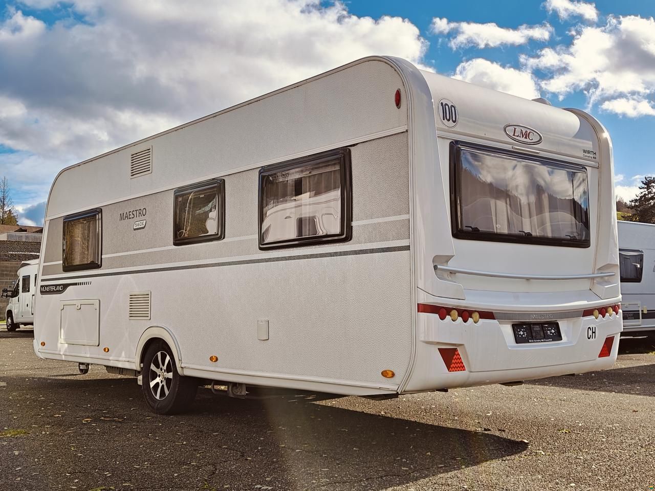 LMC MAESTRO 560E L&auml;ngsbetten