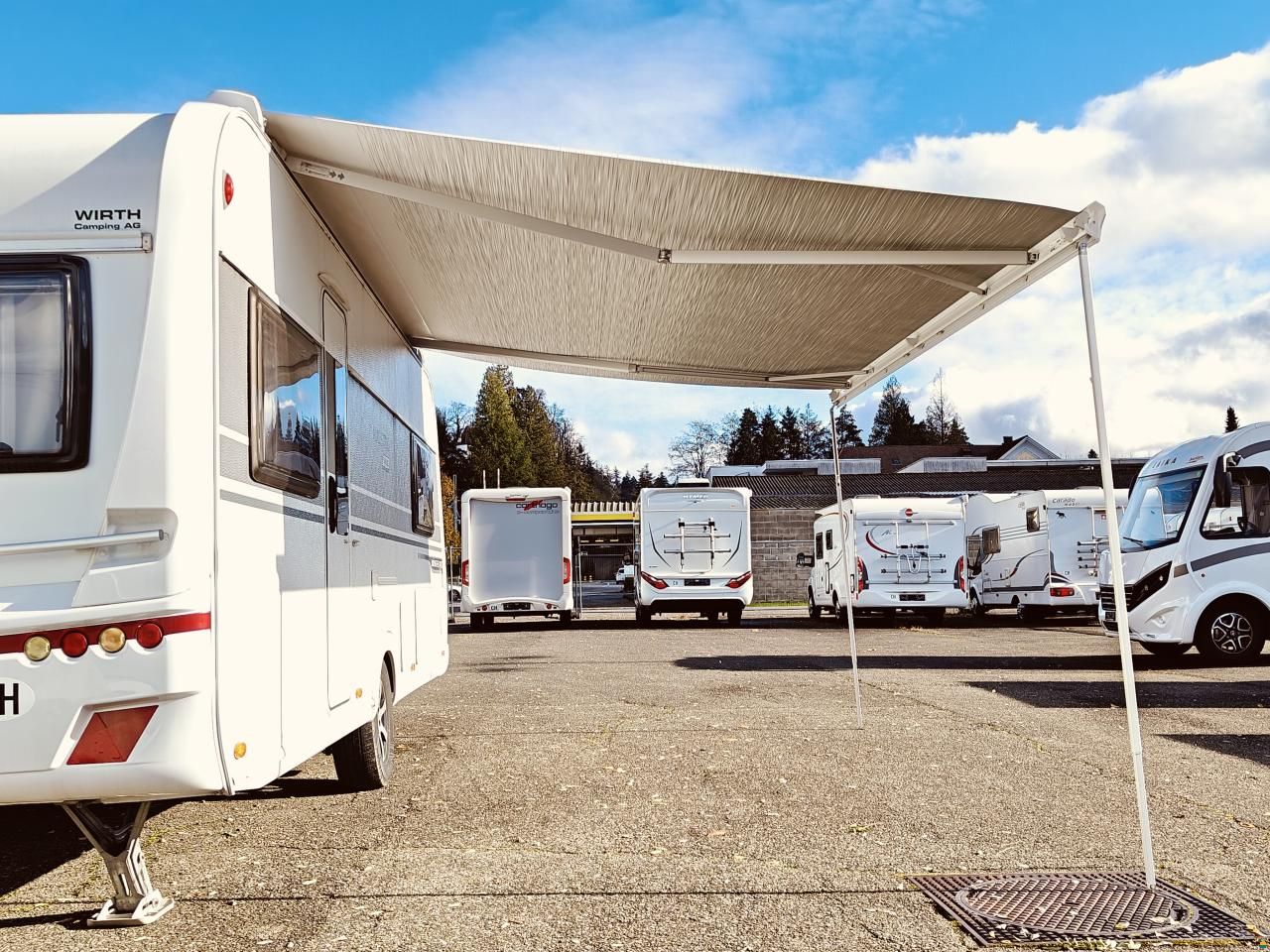 LMC MAESTRO 560E L&auml;ngsbetten