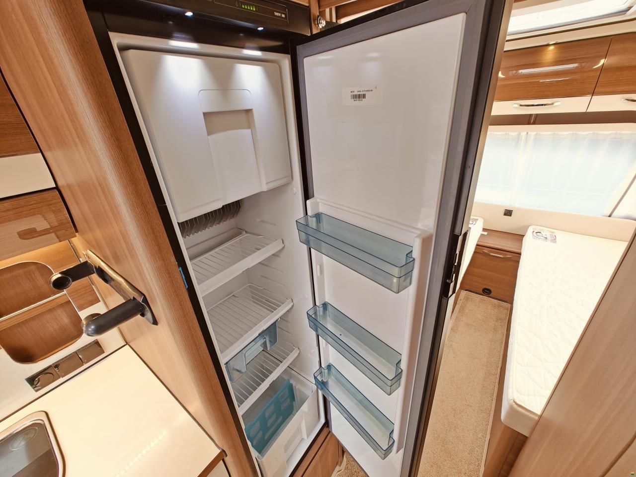 LMC MAESTRO 560E L&auml;ngsbetten