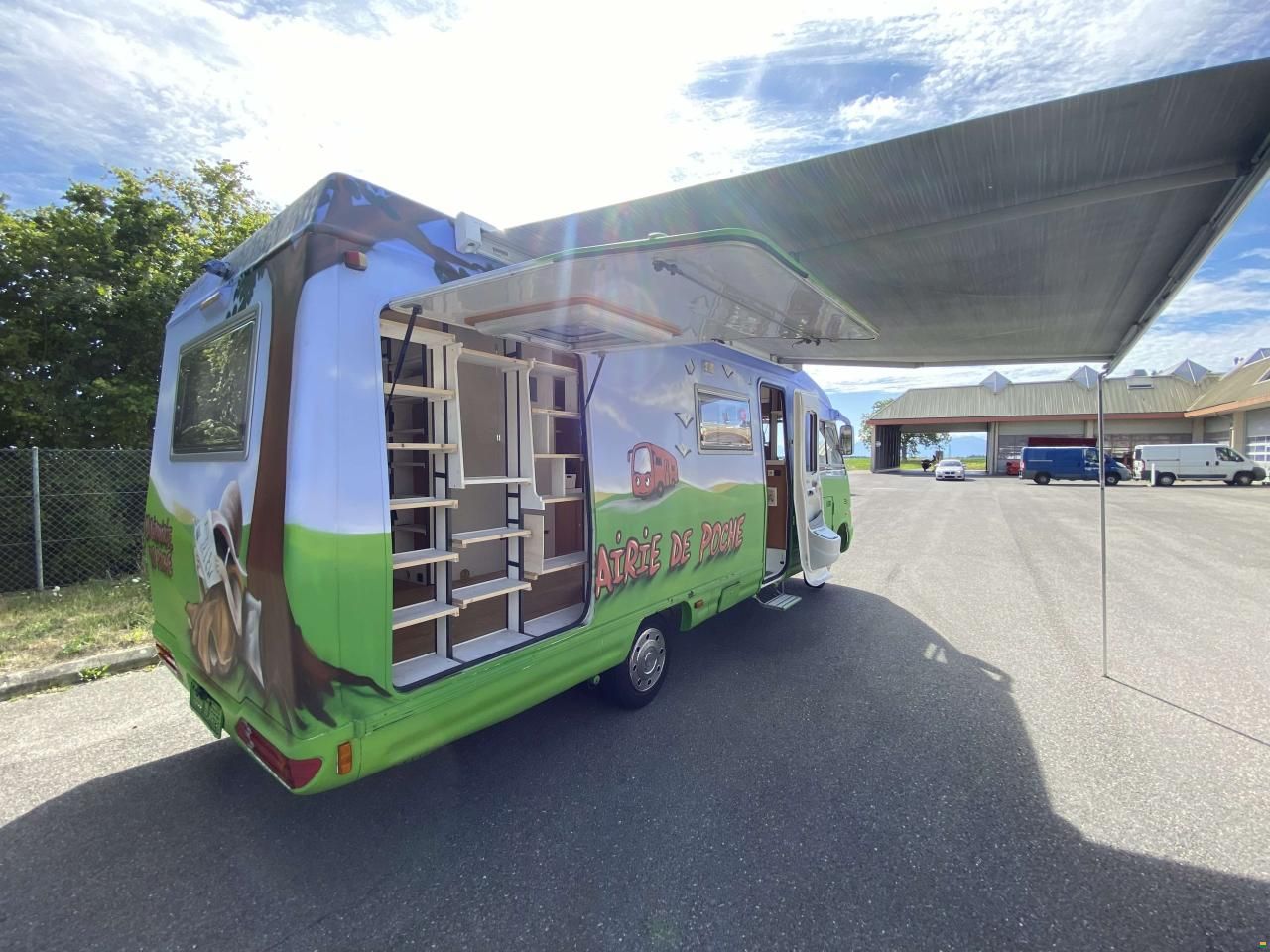 Mercedes Le Voyageur