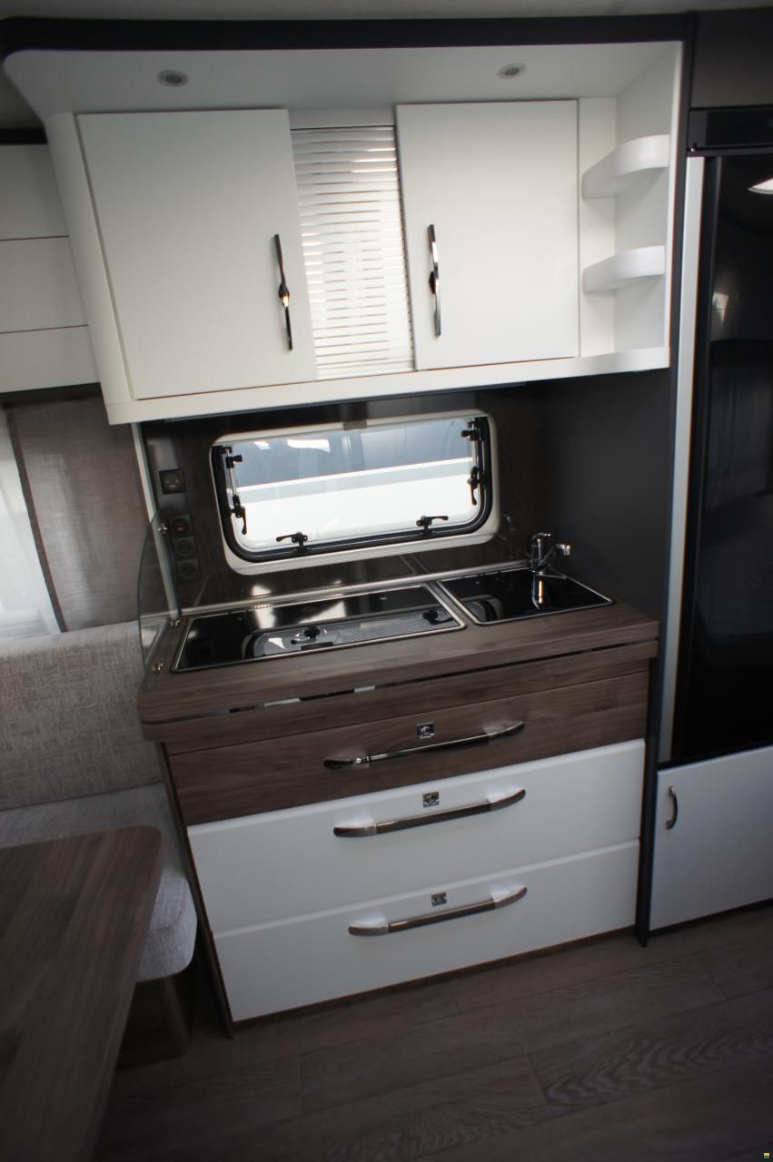 Hobby Excellent Edition 460 UFe