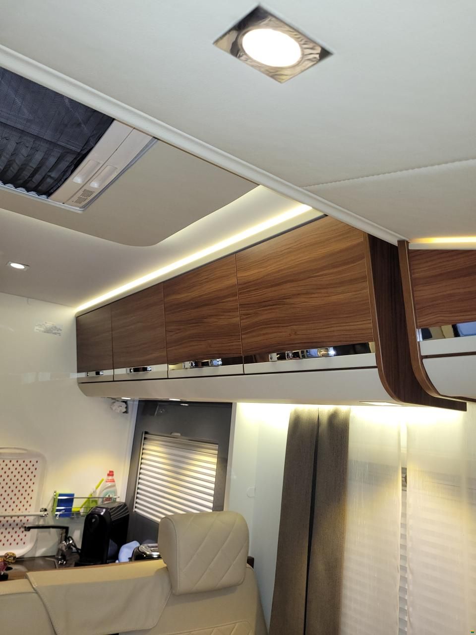 Adria Sonic Supreme I 710