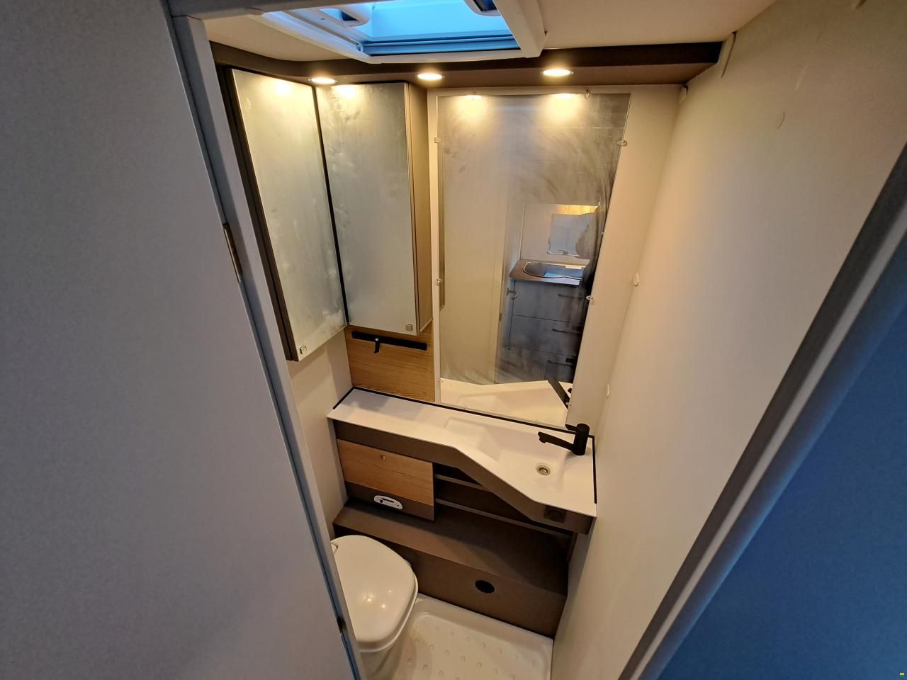 Bürstner Averso 485 TS B66