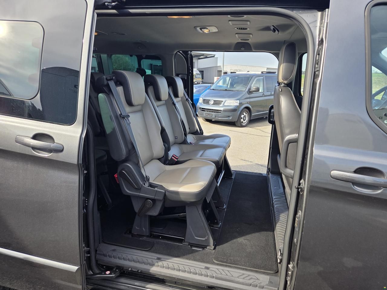 Ford Tourneo Custom 310 L2H1 Titanium