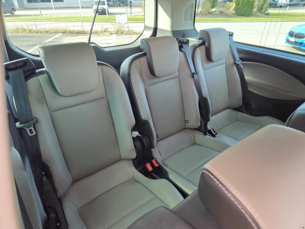 Ford Tourneo Custom 310 L2H1 Titanium