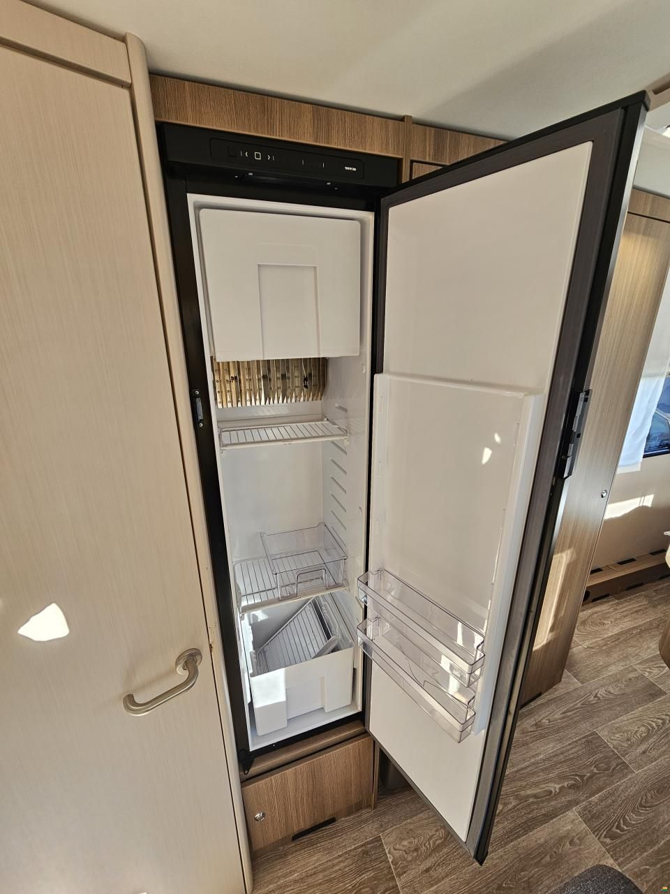 Dethleffs C joy 480 fsh mit Queensbett!